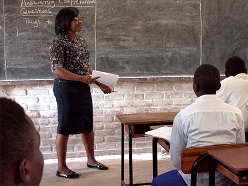 Teacher Mentor Harriet in the classroom