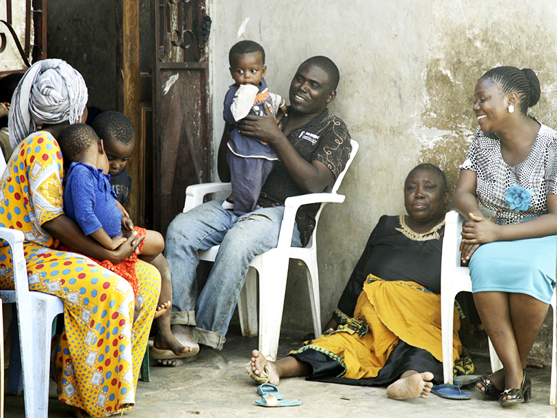 Stumai with her family